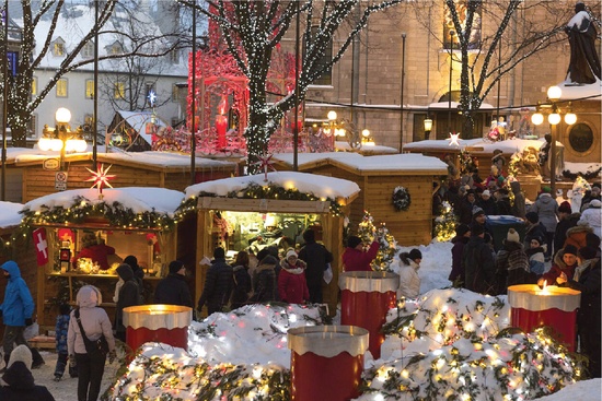 Quebec City + Christmas Market 1 Day